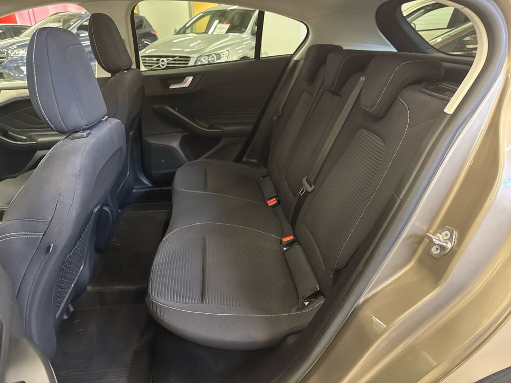 Ford Focus 2018 Harmaa