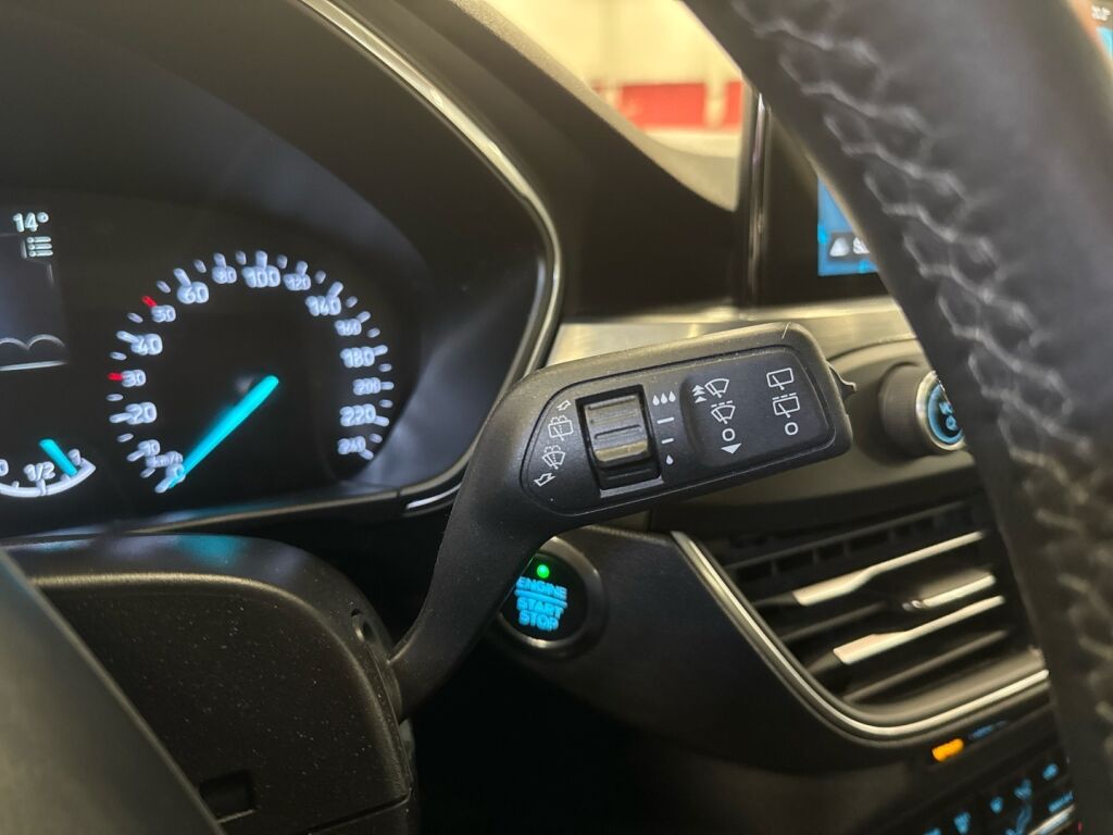 Ford Focus 2018 Harmaa