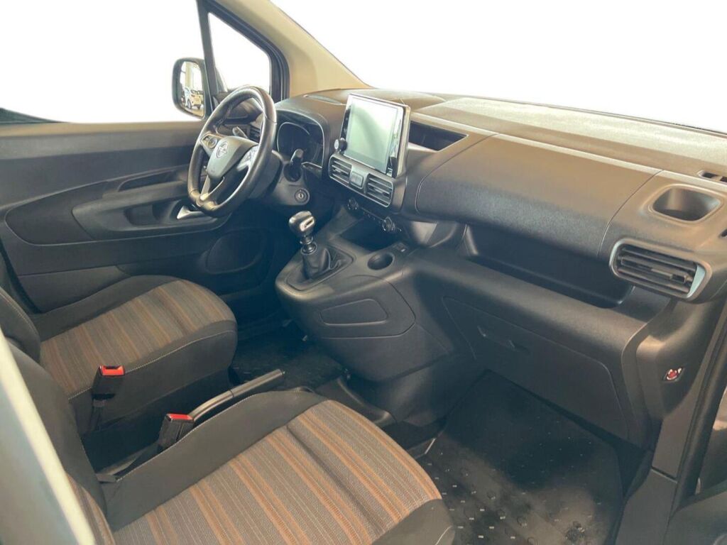 Opel Combo 2018 Harmaa