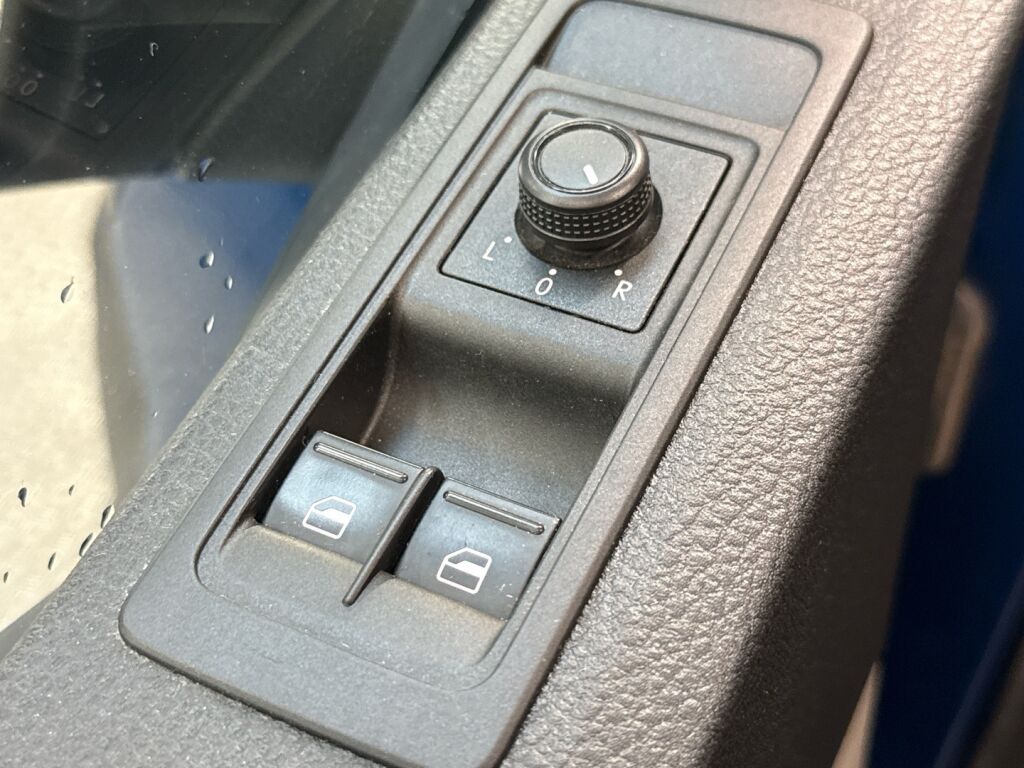 Volkswagen Transporter 2019 Sininen