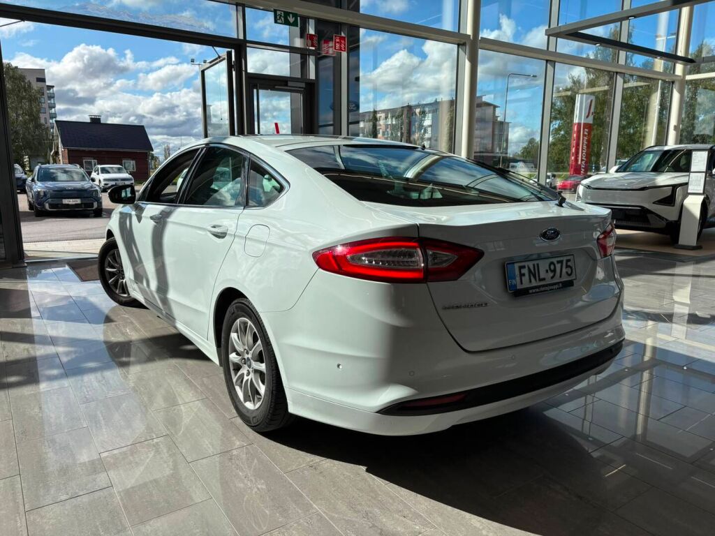 Ford Mondeo 2019 Valkoinen
