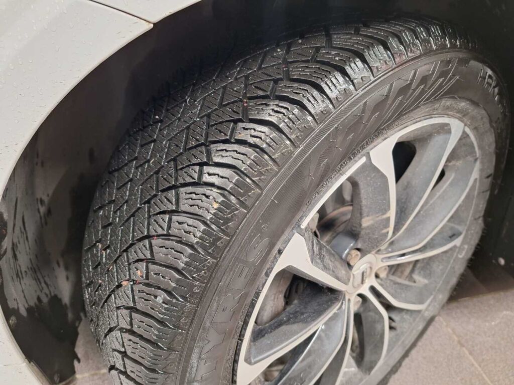 Volvo V60 2019 Valkoinen