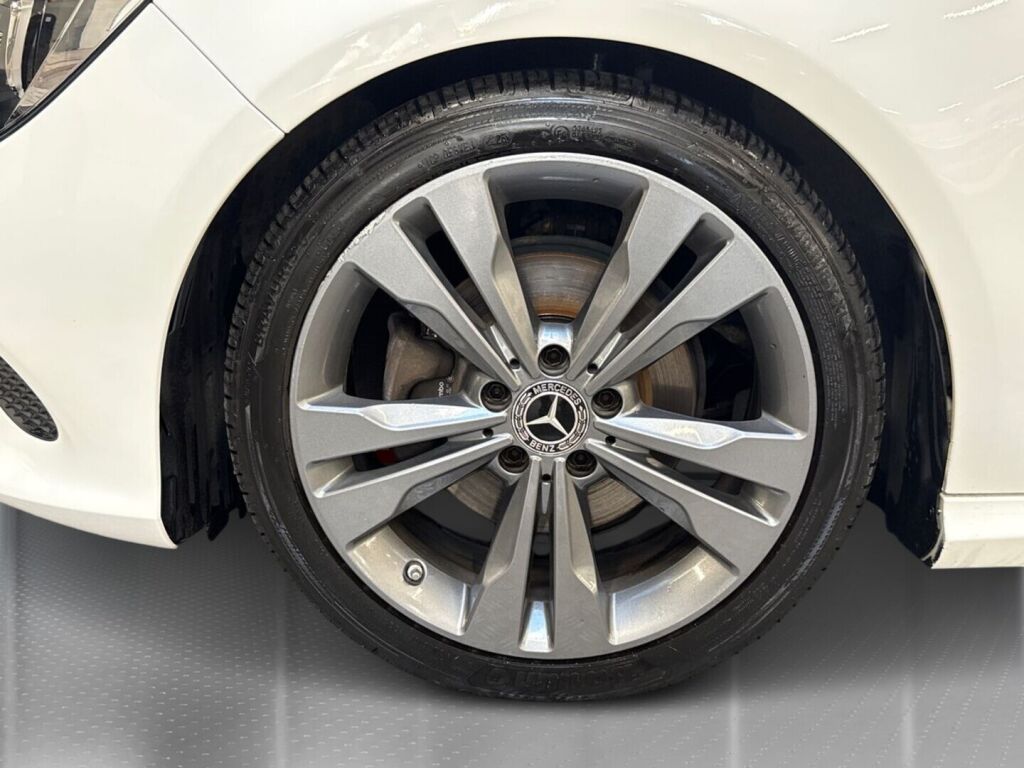Mercedes-Benz CLA 2019 Valkoinen