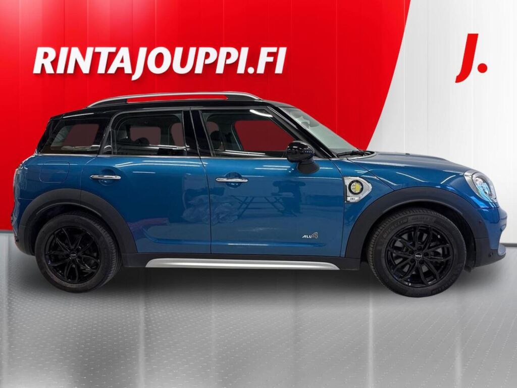 Mini Countryman 2018 Sininen