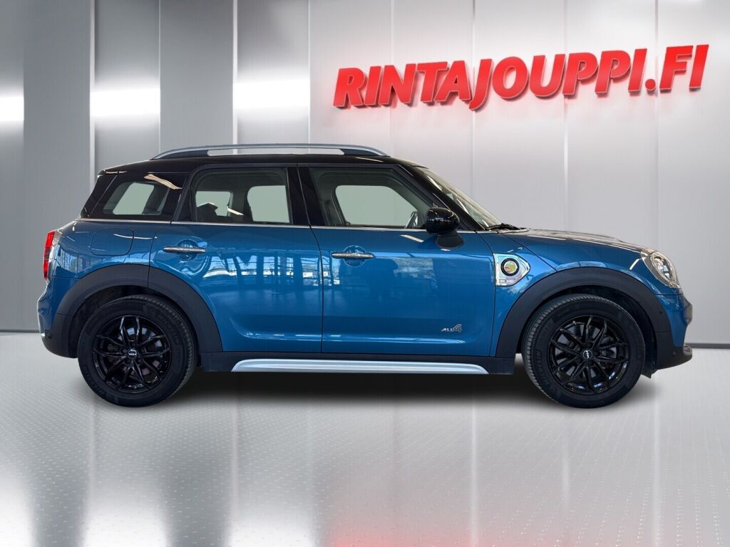 Mini Countryman 2018 Sininen