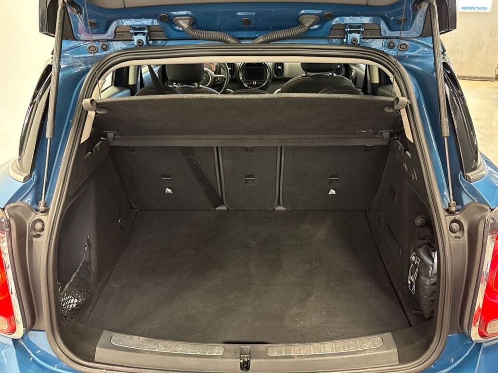 Mini Countryman 2018 Sininen