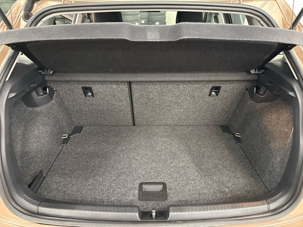 Volkswagen Polo 2019 Oranssi