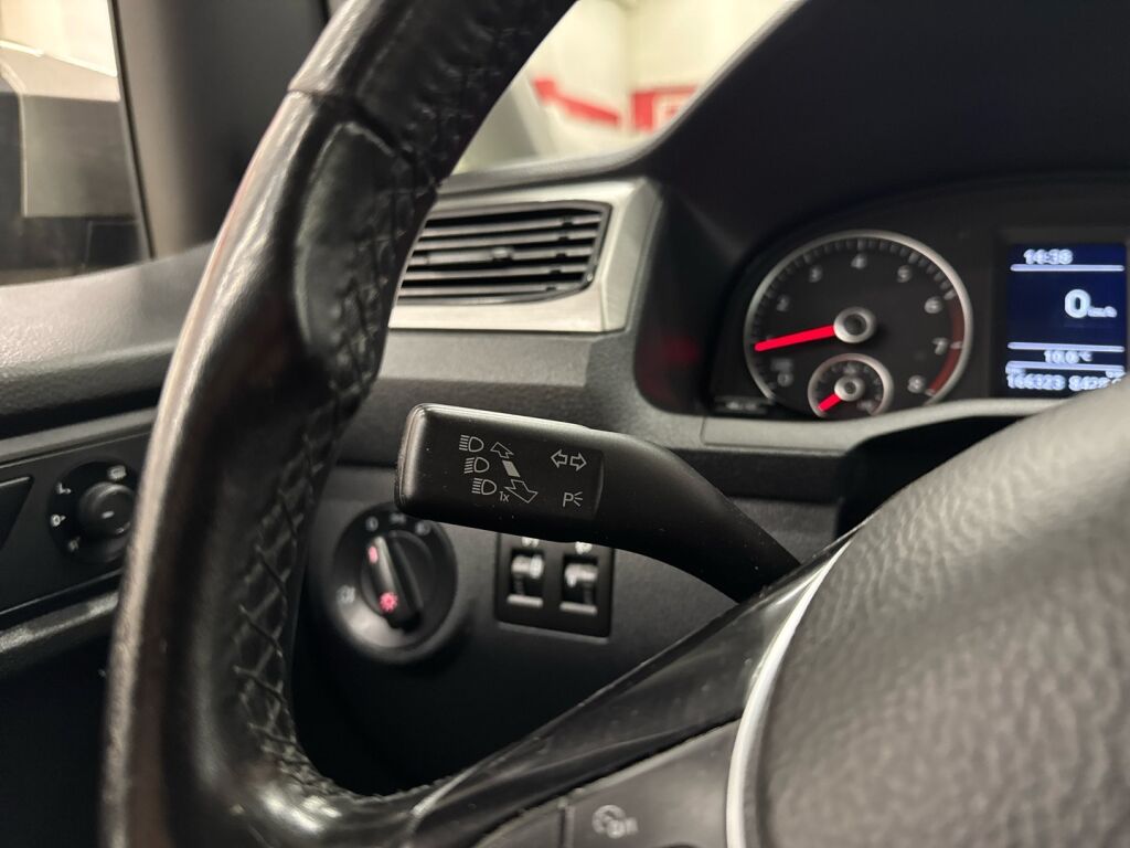 Volkswagen Caddy Maxi 2018 Ruskea (beige)