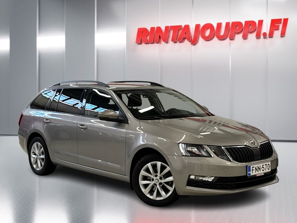 Skoda Octavia 2019 Ruskea (beige)