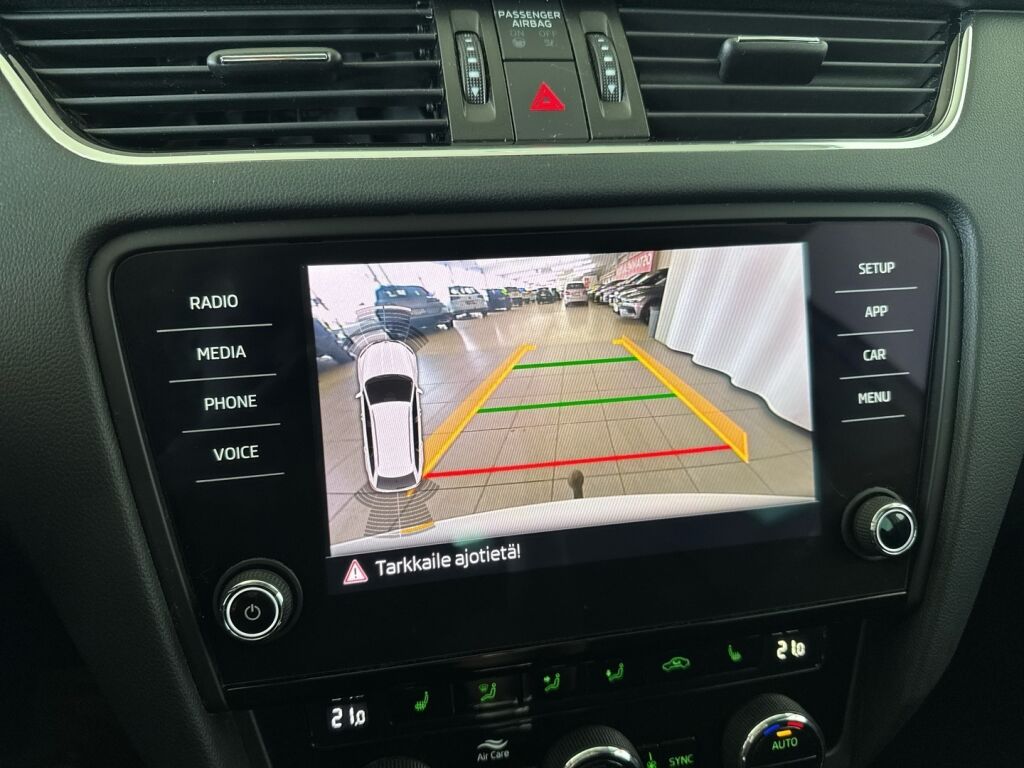 Skoda Octavia 2019 Valkoinen