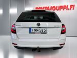 Skoda Octavia 2019 Valkoinen