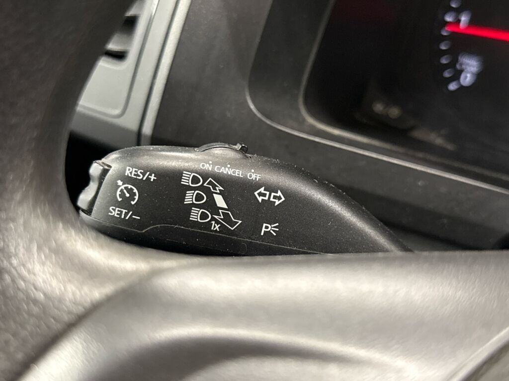 Volkswagen Transporter 2019 Valkoinen