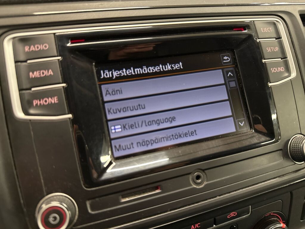 Volkswagen Transporter 2019 Valkoinen