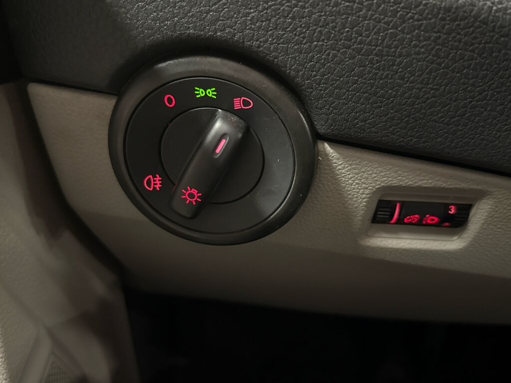 Volkswagen Transporter 2019 Valkoinen