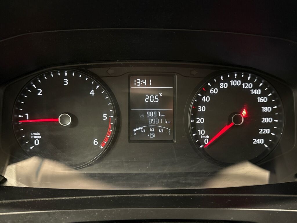 Volkswagen Transporter 2019 Valkoinen