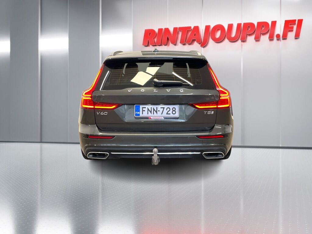 Volvo V60 2018 Harmaa