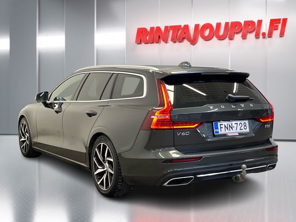 Volvo V60 2018 Harmaa