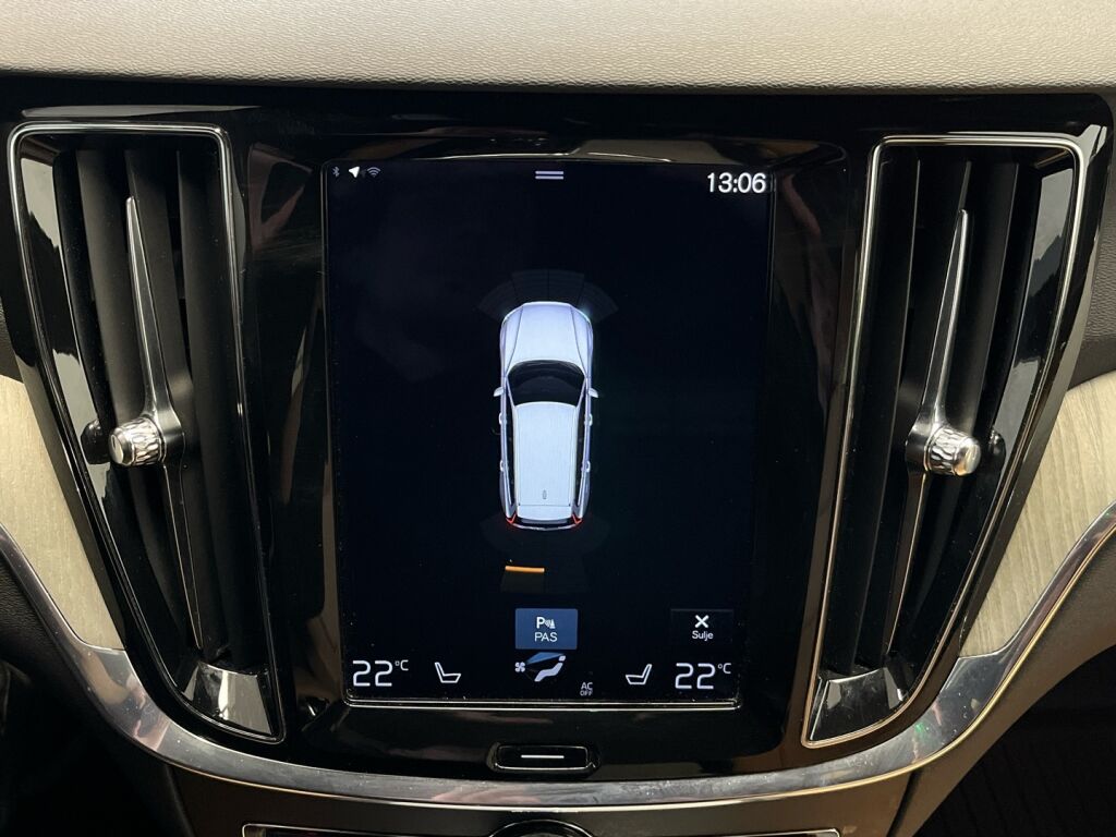 Volvo V60 2018 Harmaa