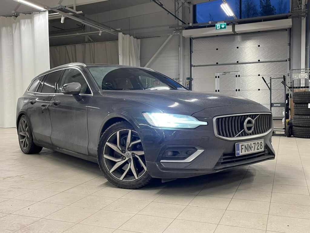 Volvo V60 2018 Harmaa