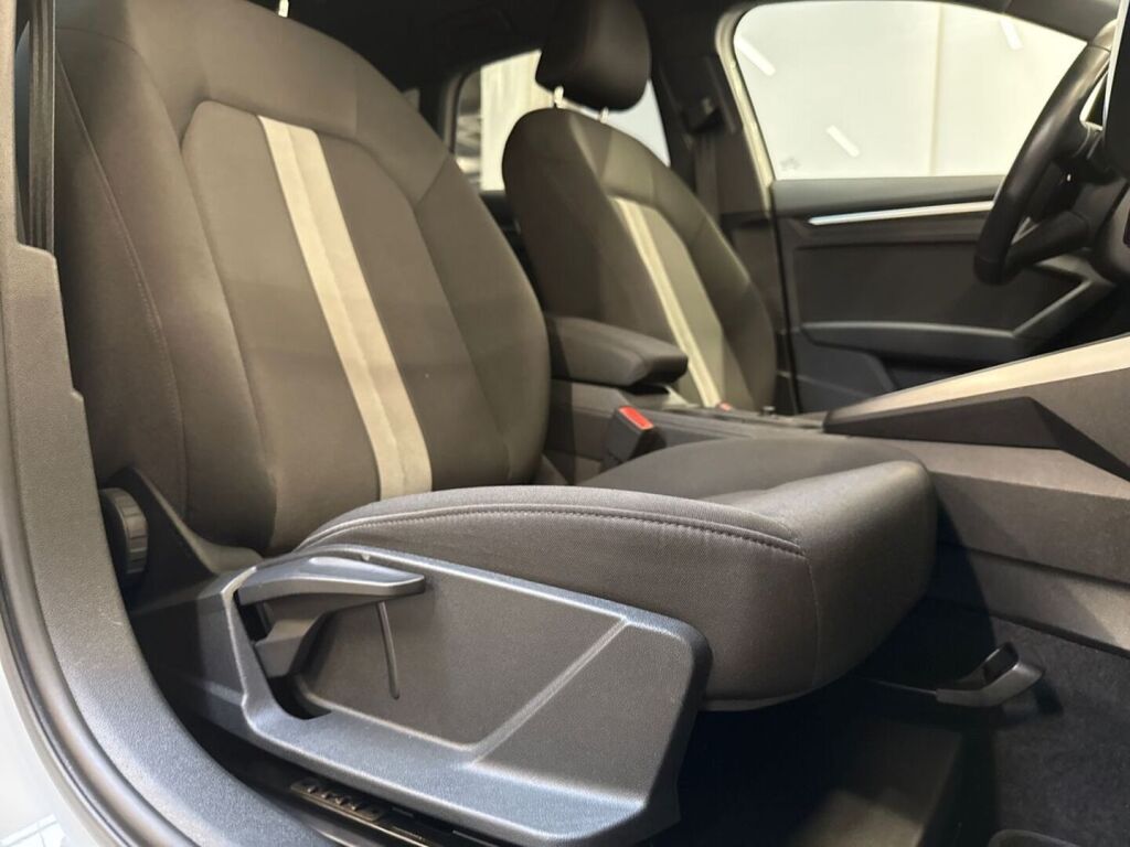 Audi A3 2022 Valkoinen