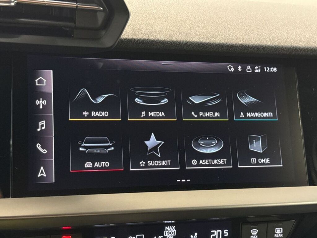 Audi A3 2022 Valkoinen
