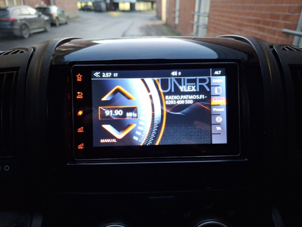 Peugeot Boxer 2019 Valkoinen