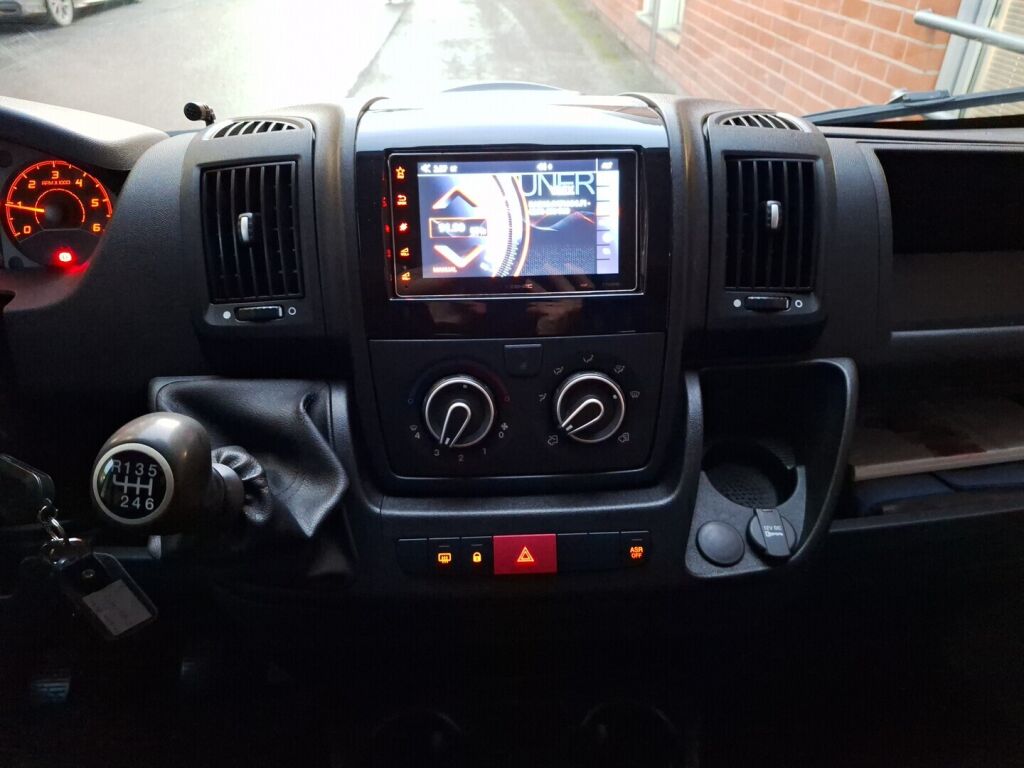 Peugeot Boxer 2019 Valkoinen