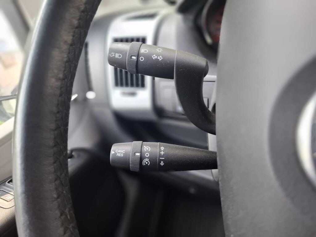 Adria Twin Supreme 640 SLB 2019 Harmaa