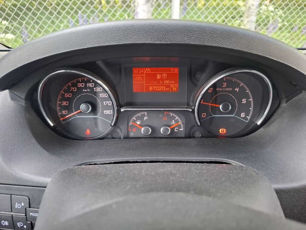 Adria Twin Supreme 640 SLB 2019 Harmaa