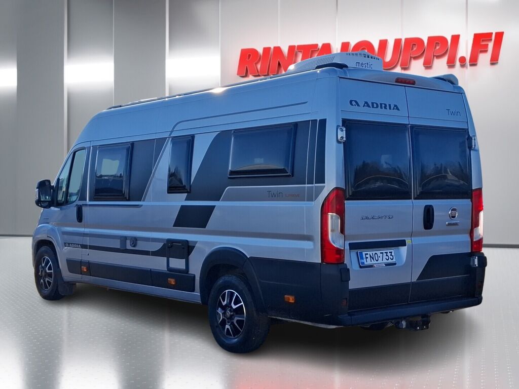 Adria Twin Supreme 640 SLB 2019 Harmaa