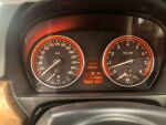 BMW 325 2007 Ruskea (beige)