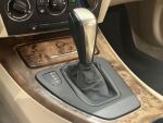 BMW 325 2007 Ruskea (beige)