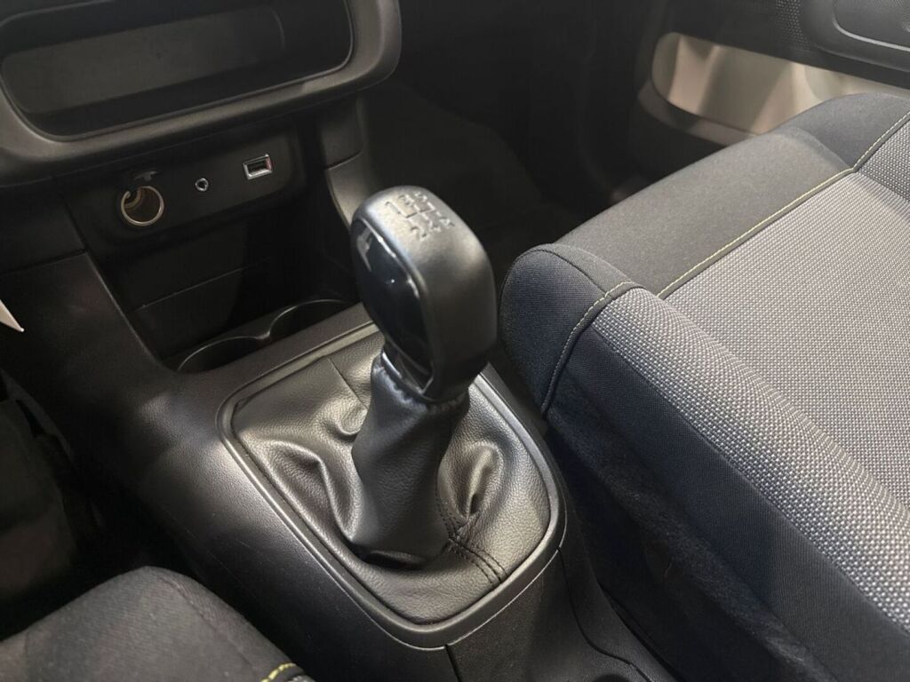 Citroen C3 2019 Harmaa