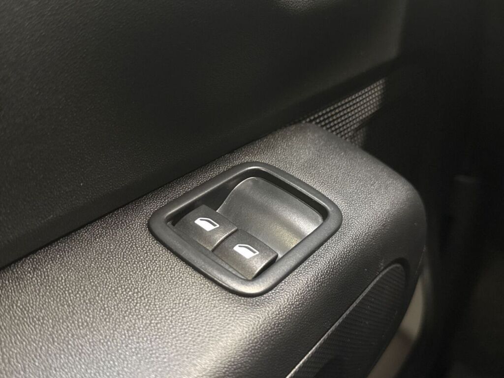 Citroen C3 2019 Harmaa