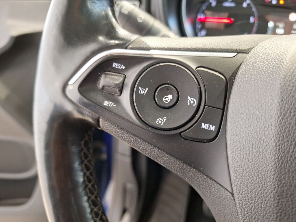 Opel Combo 2018 Sininen