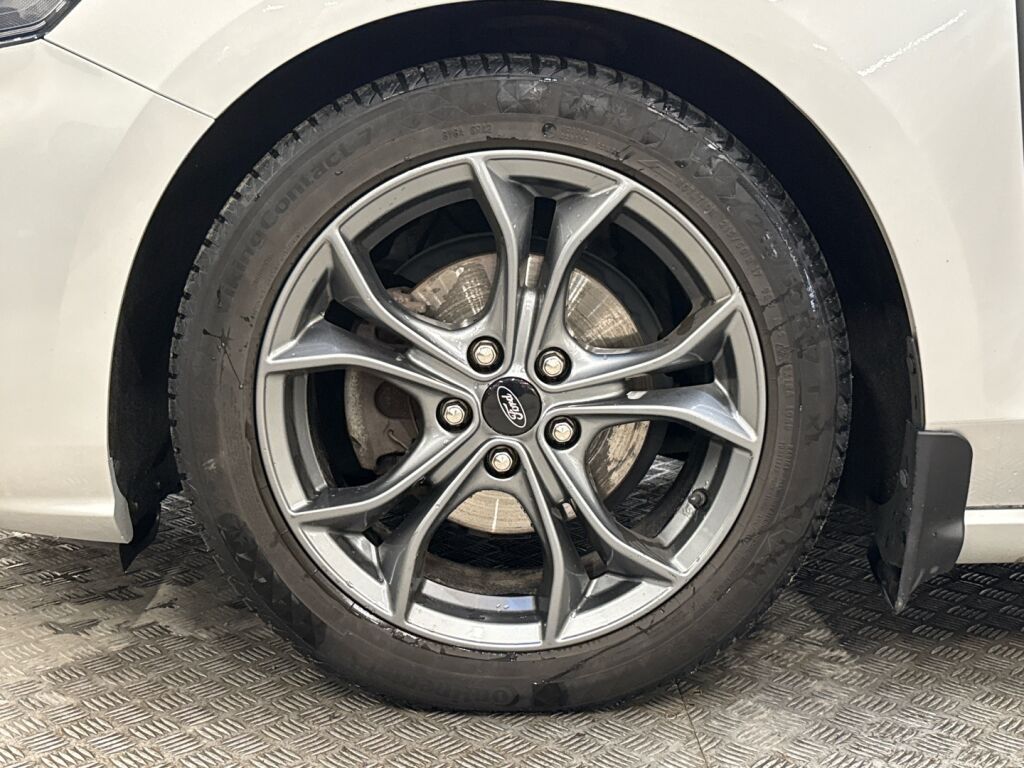 Ford Focus 2019 Harmaa