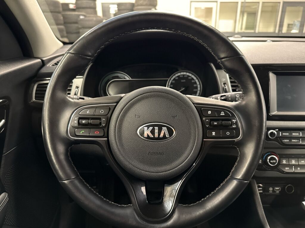 Kia Niro plug-in 2019 Valkoinen