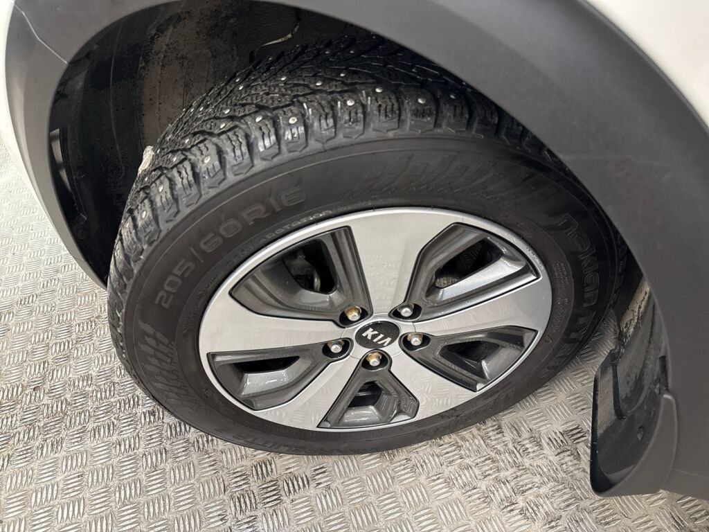 Kia Niro plug-in 2019 Valkoinen