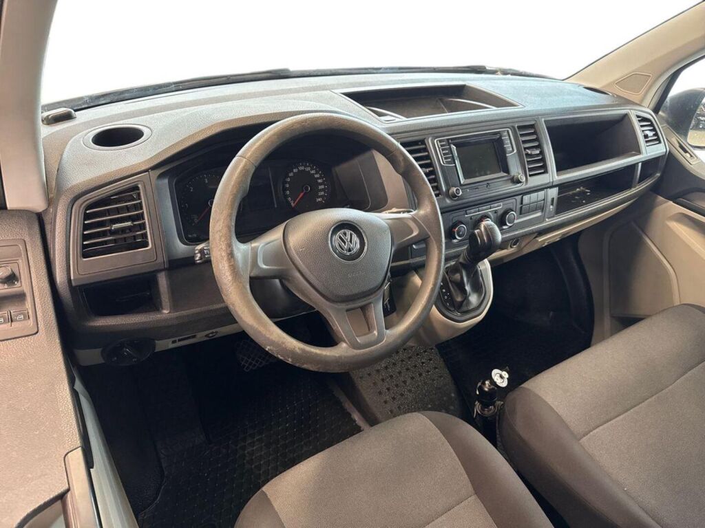 Volkswagen Transporter 2019 Valkoinen