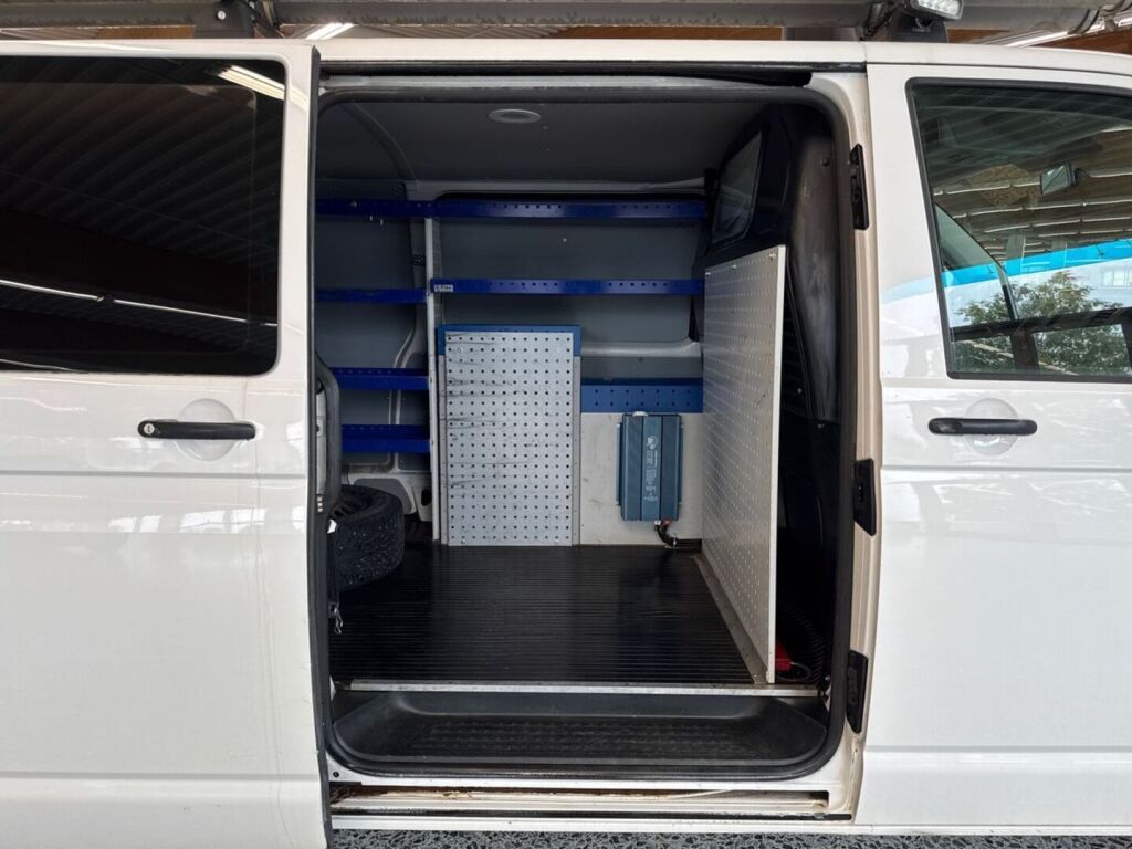 Volkswagen Transporter 2019, kuva 6/24