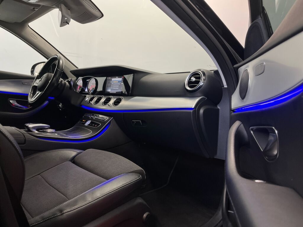 Mercedes-Benz E 2019 Musta
