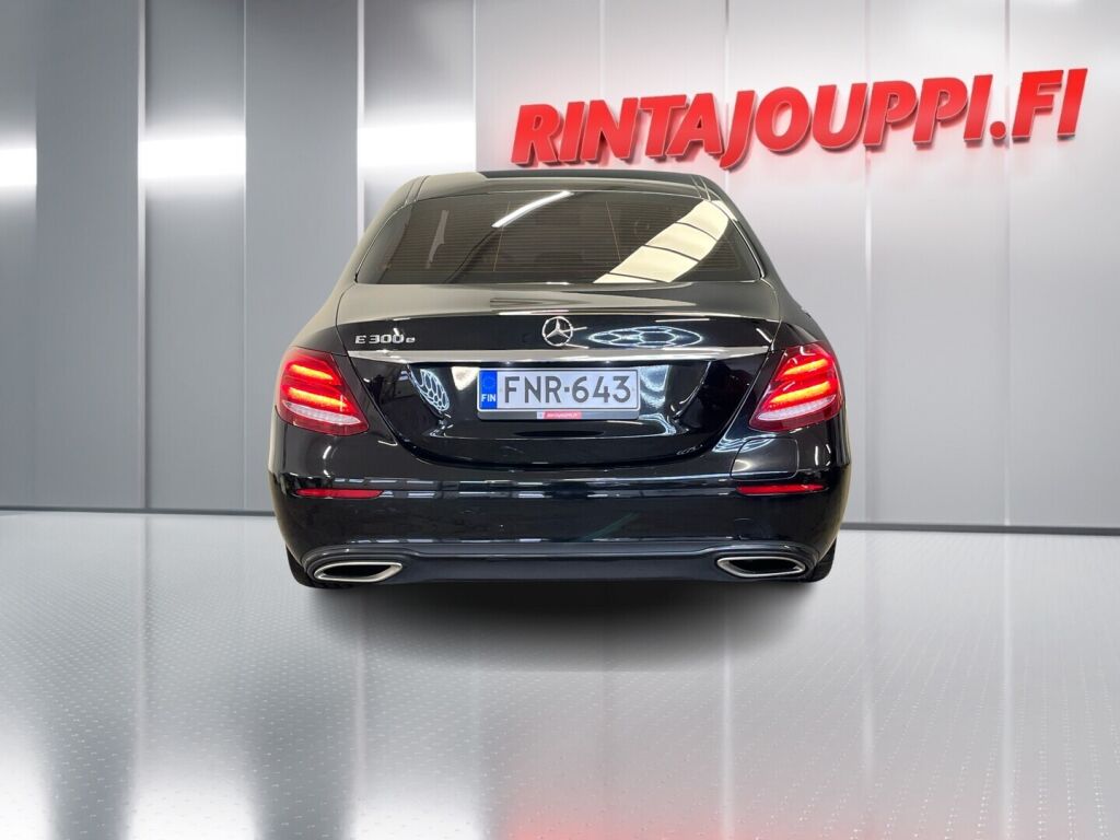 Mercedes-Benz E 2019 Musta