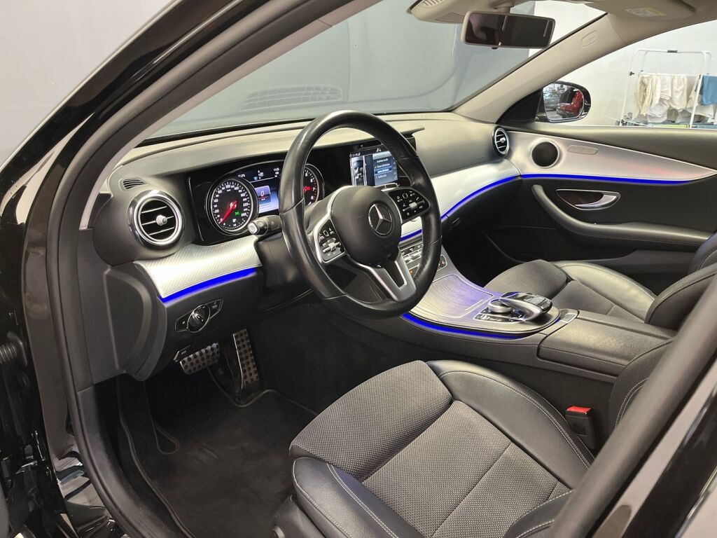 Mercedes-Benz E 2019 Musta