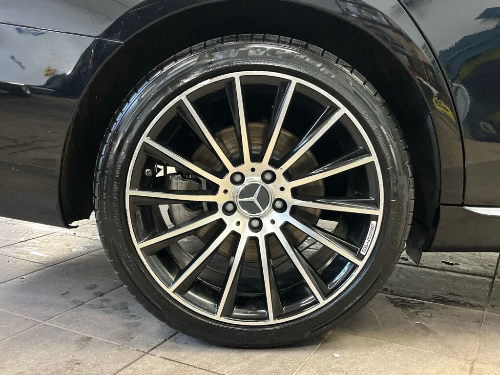 Mercedes-Benz E 2019 Musta