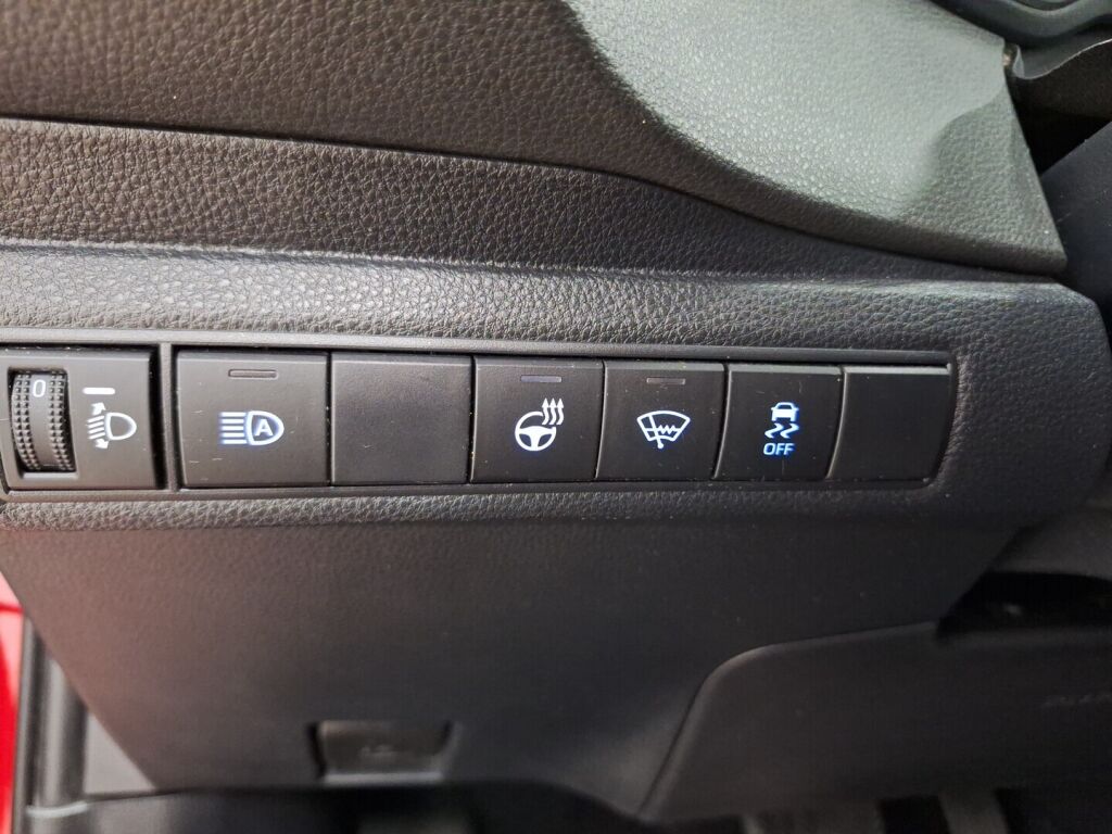 Toyota Corolla 2019 Punainen