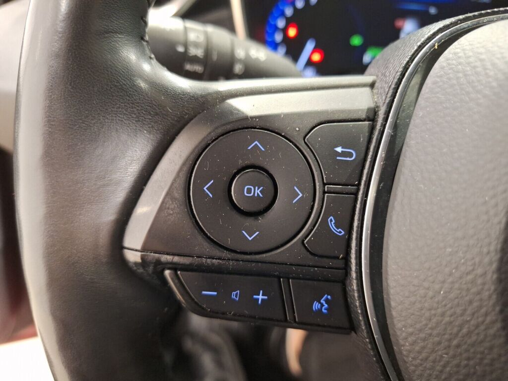 Toyota Corolla 2019 Punainen