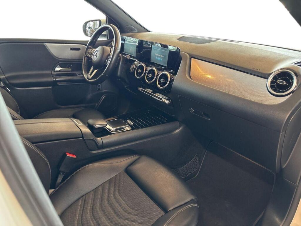 Mercedes-Benz B 2019 Valkoinen