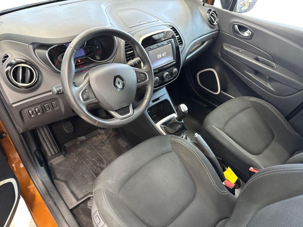 Renault Captur 2019 Oranssi