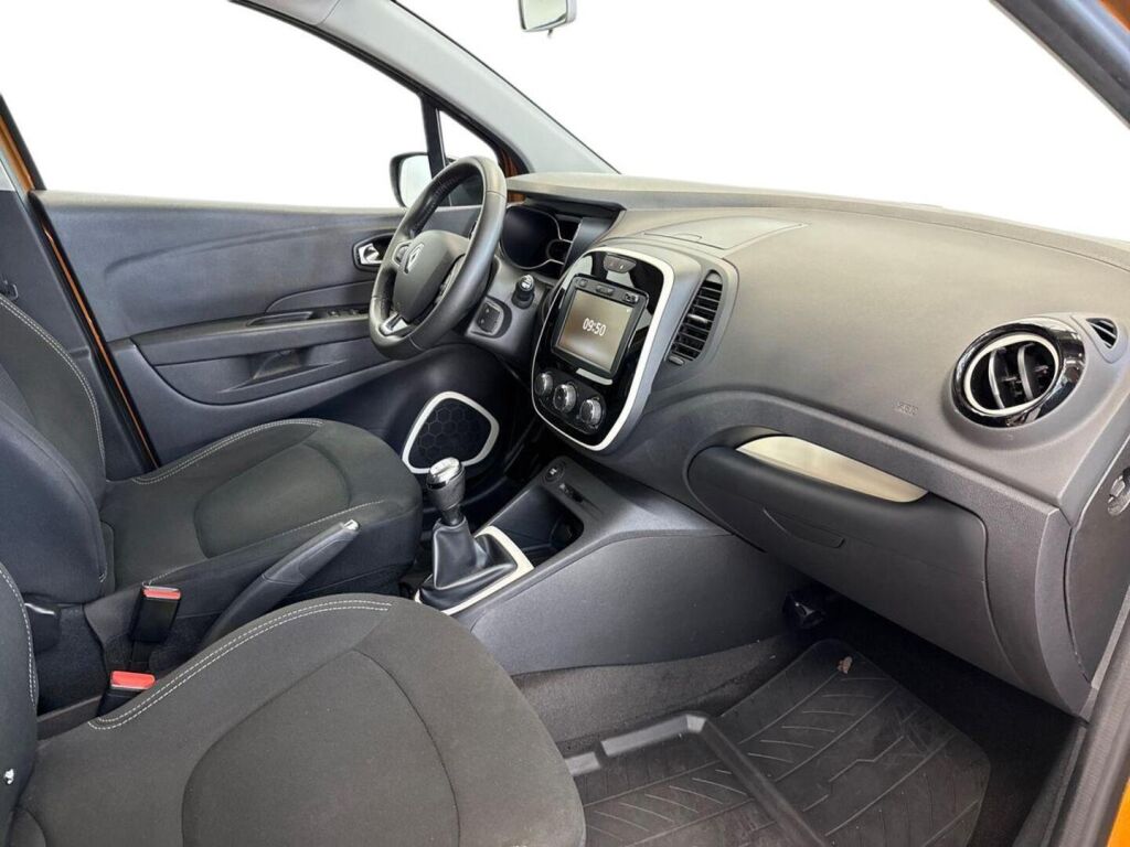 Renault Captur 2019 Oranssi