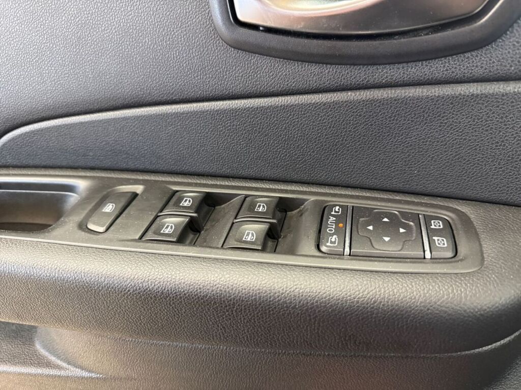 Renault Captur 2019 Oranssi